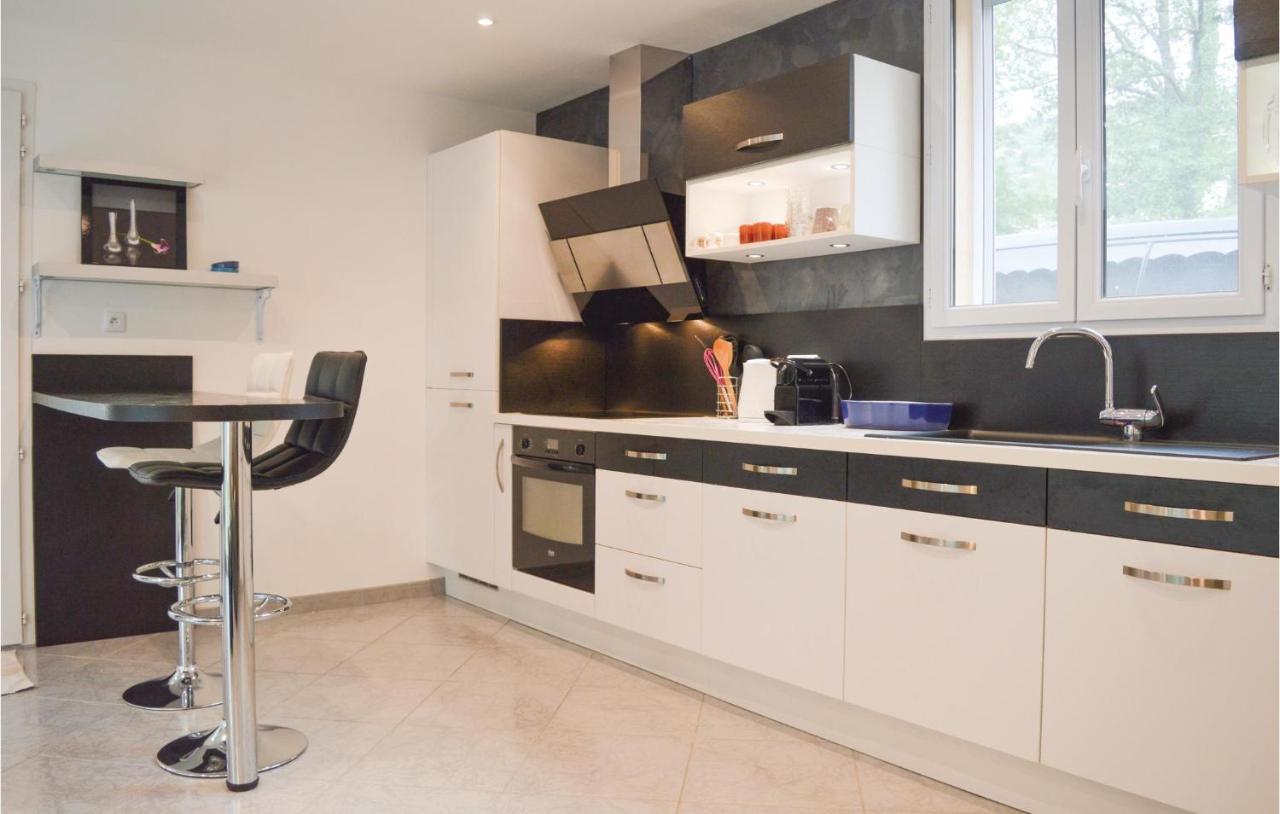 Nice Home In Ville Di Paraso With Wifi 외부 사진
