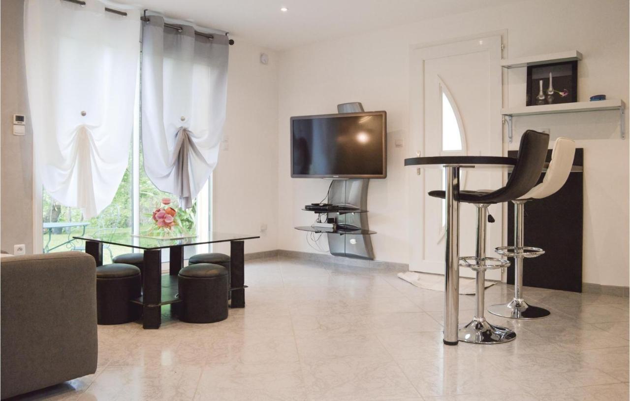 Nice Home In Ville Di Paraso With Wifi 외부 사진